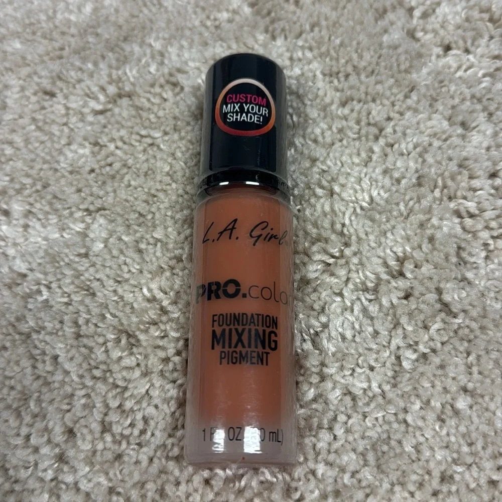 NEW L.A. Girl PRO.color Foundation Mixing Pigment‎ - Orange GLM713
